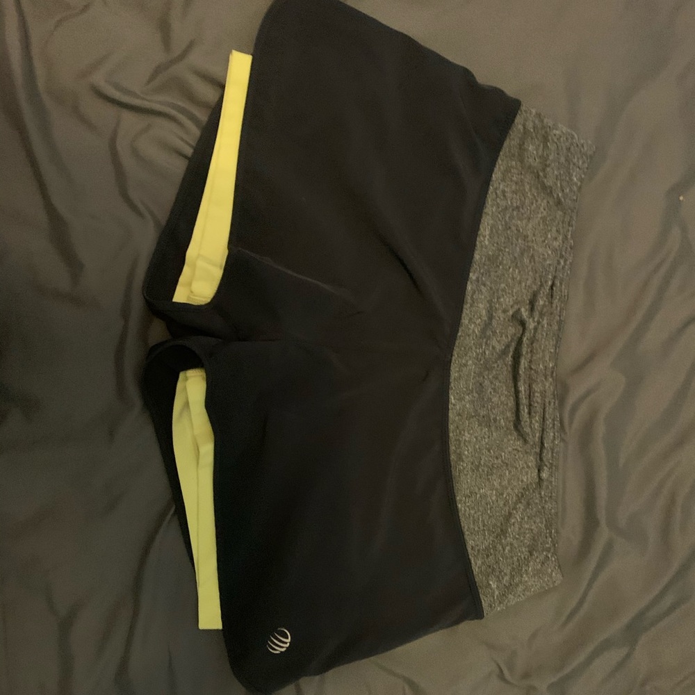 MPG Short active wear shorts